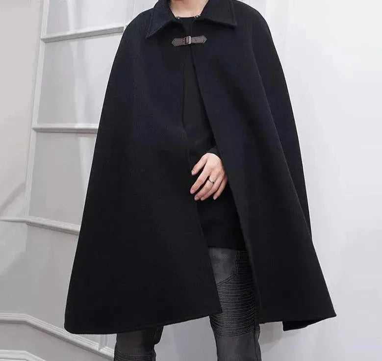 Men's Cape Coat Loose Fit Layering Style
