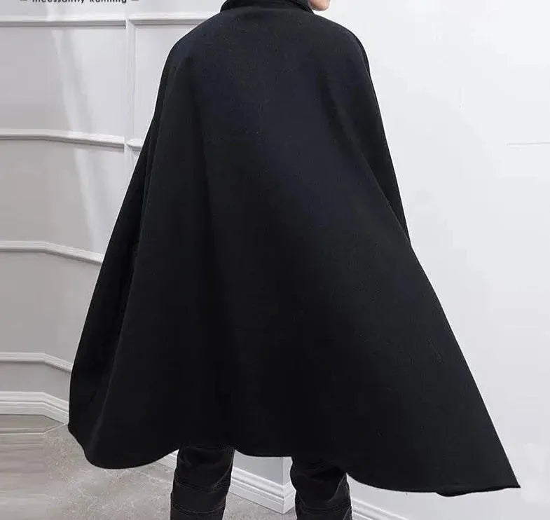 Men's Cape Coat Loose Fit Layering Style