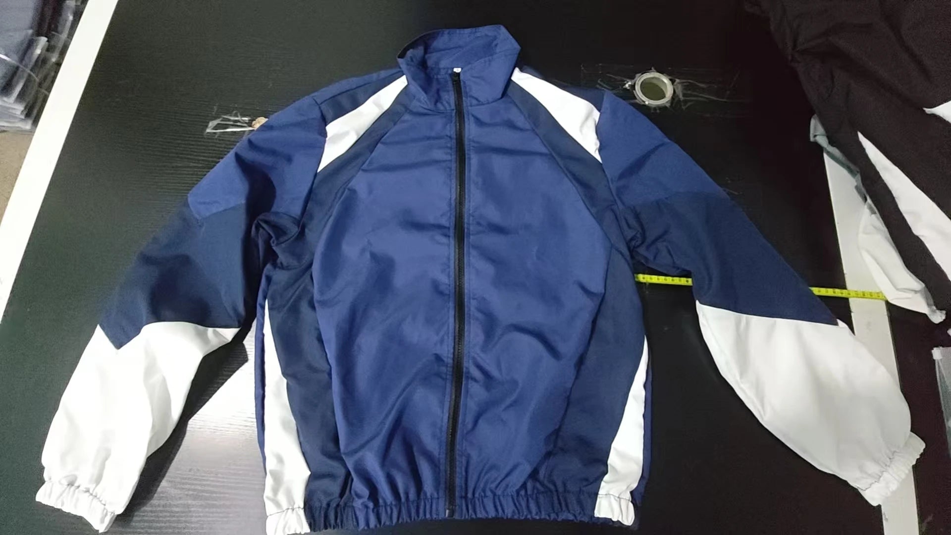 Men's Track Windbreaker Jacket Lightweight Sport Style