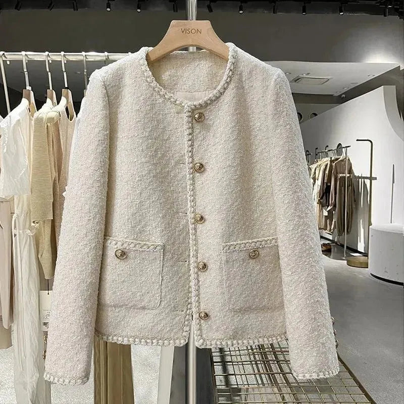 Women’s Classic Tweed Jacket Button Style