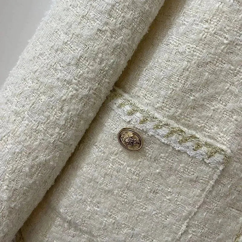 Women’s Classic Tweed Jacket Button Style