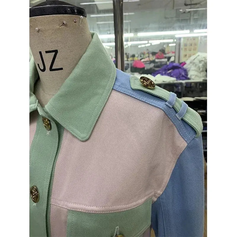 Women’s Cropped Denim Trucker Jacket Style