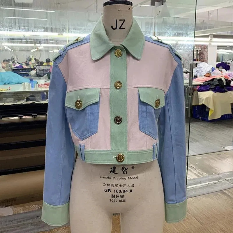Women’s Cropped Denim Trucker Jacket Style