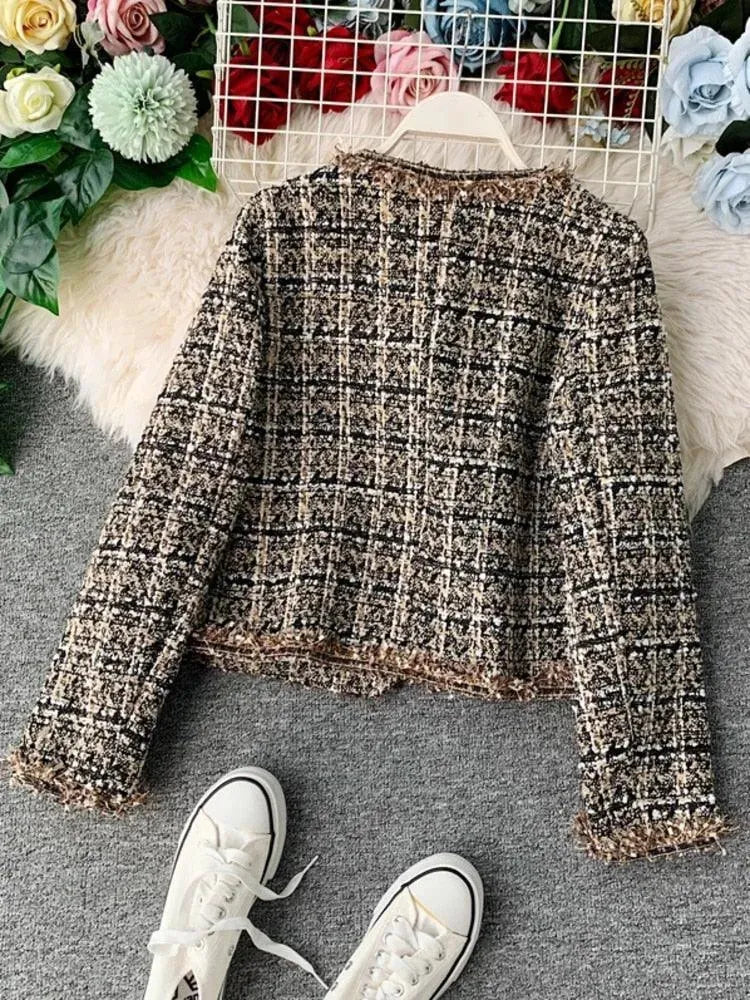 Women’s Cropped Plaid Tweed Jacket Style