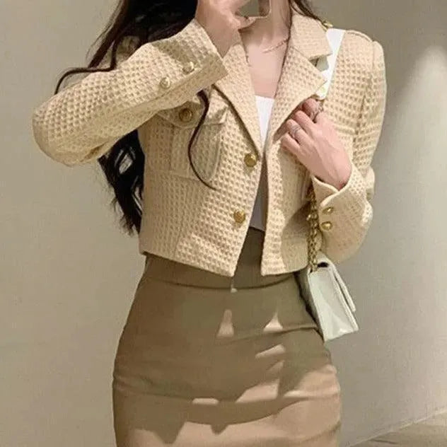 Women’s Cropped Tweed Trucker Jacket Style