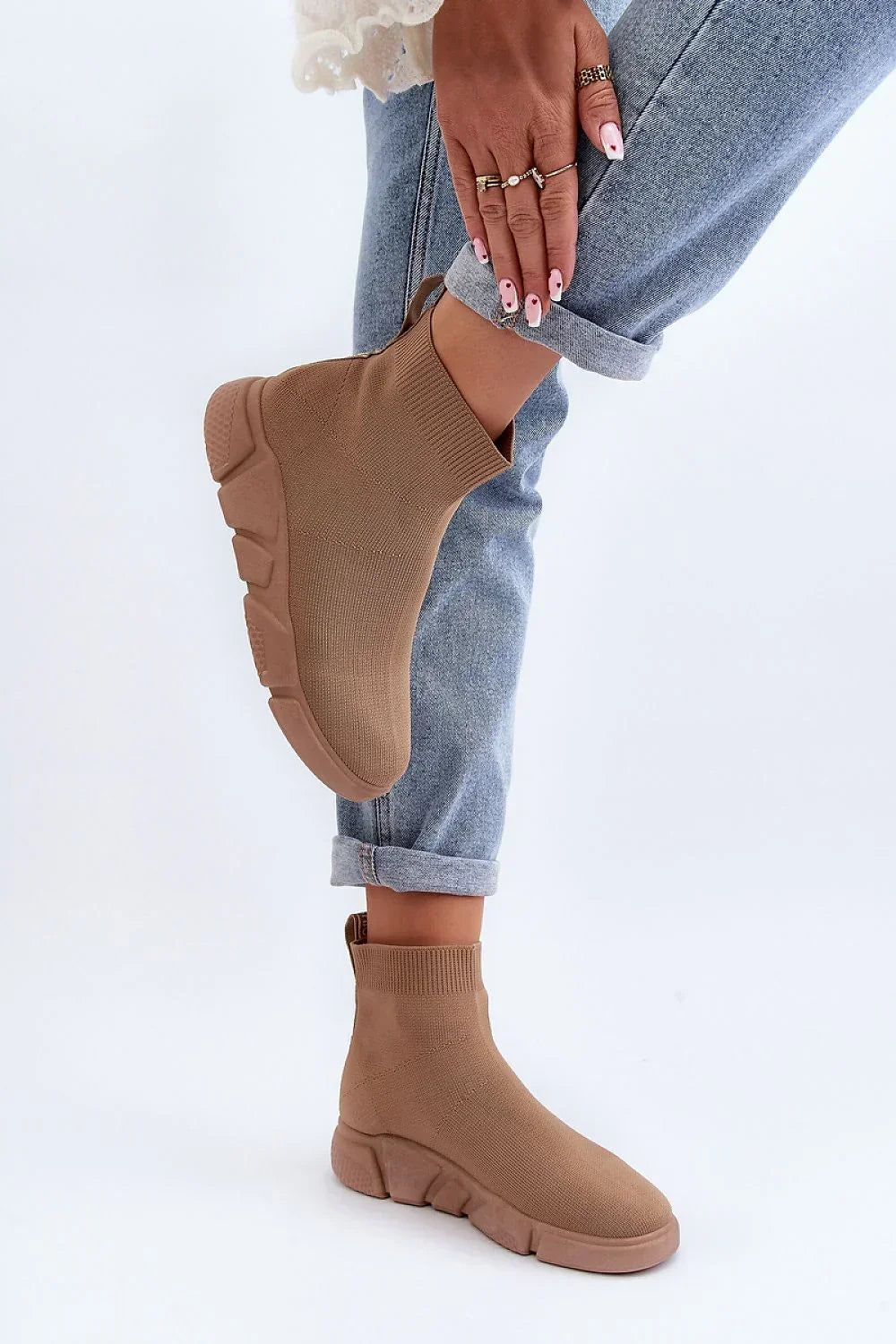 Women's Sneakers - Sock Slip-on Sneakers - Pull-On Elastic All-Season Shoes