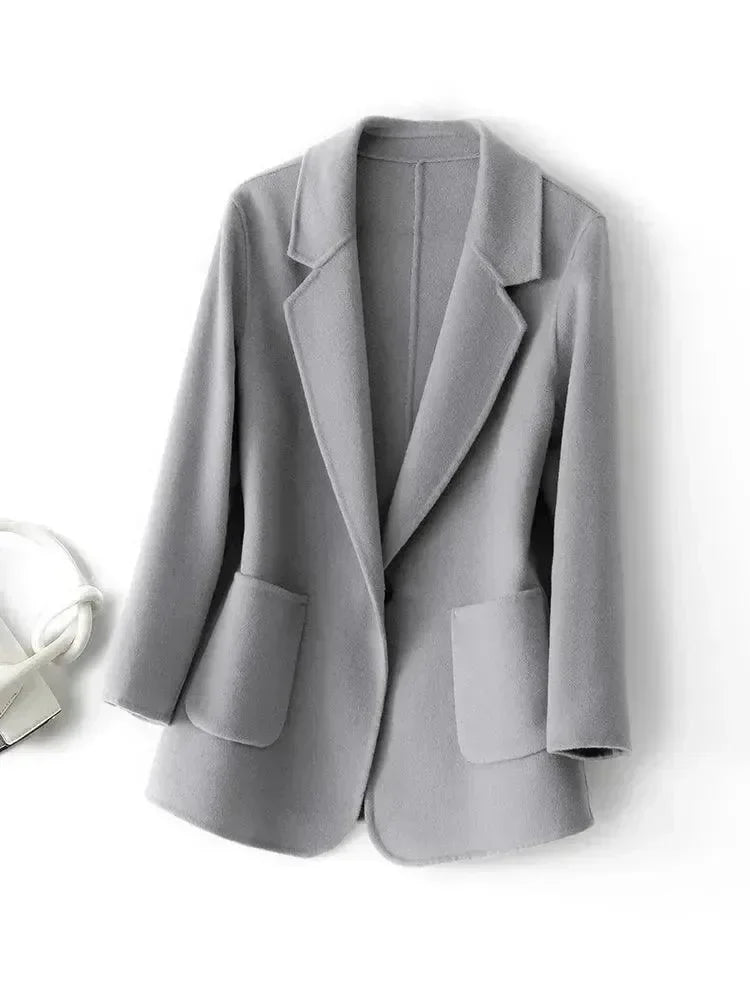 Women's Sport Coat Lightweight Relaxed Fit Design