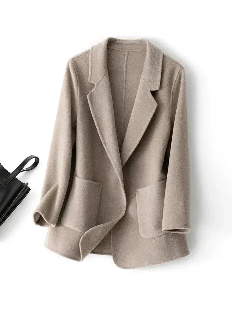 Women's Sport Coat Lightweight Relaxed Fit Design