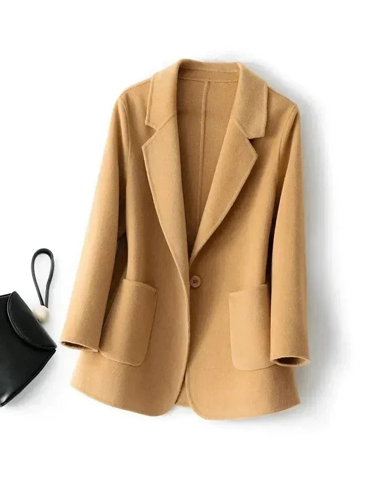 Women's Sport Coat Lightweight Relaxed Fit Design