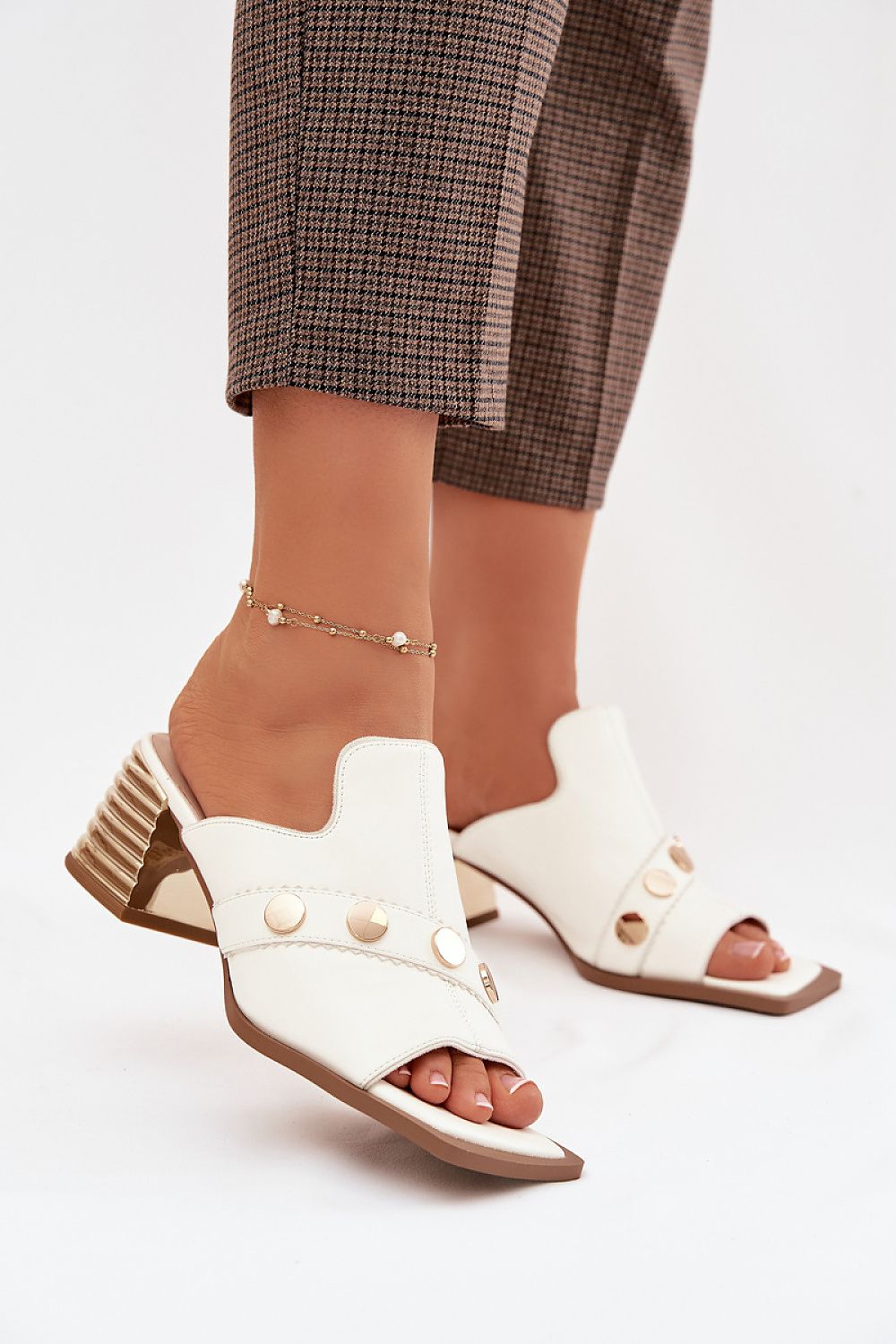  Heeled sandals model 225351 Step in style 