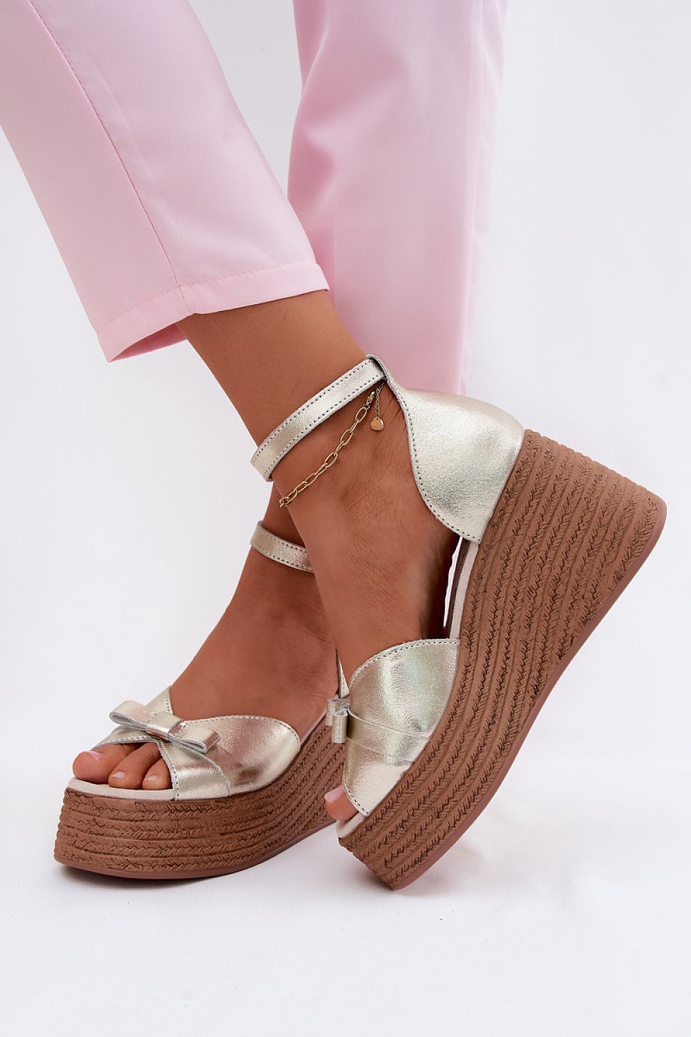  Buskin model 227916 Step in style 
