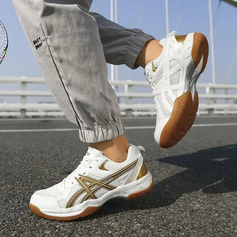 Men's Sneakers - Court Sneakers - Lace-Up All-Season Shoes