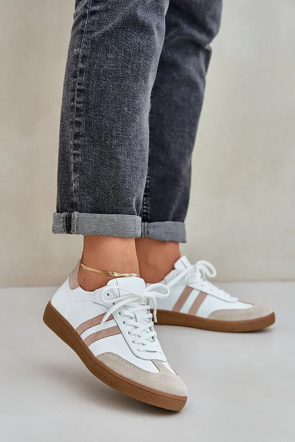 Women Classic Low-Top Sneakers Casual Everyday Travel Shoes-women sneakers-LeStyleParfait