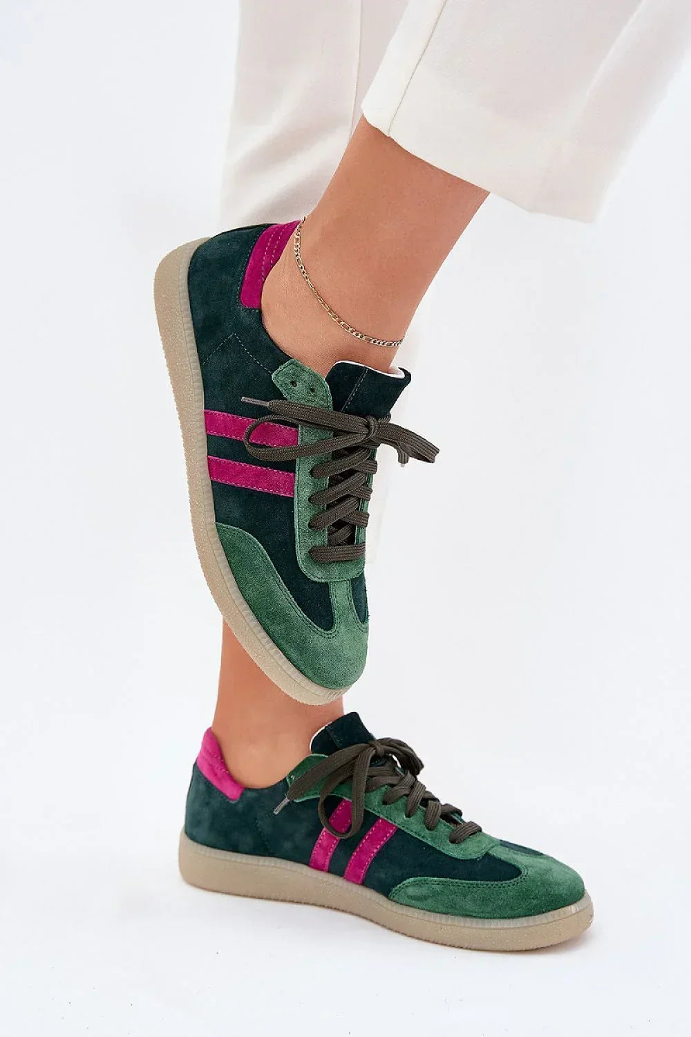 Women Classic Low-Top Sneakers Casual Everyday Travel Shoes-women sneakers-LeStyleParfait