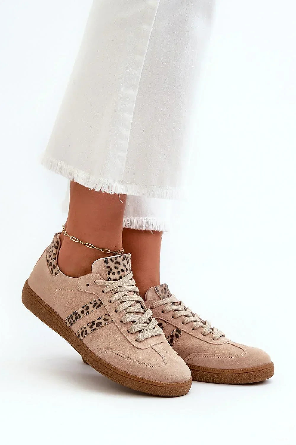 Women Classic Low-Top Sneakers Casual Everyday Travel Shoes-women sneakers-LeStyleParfait