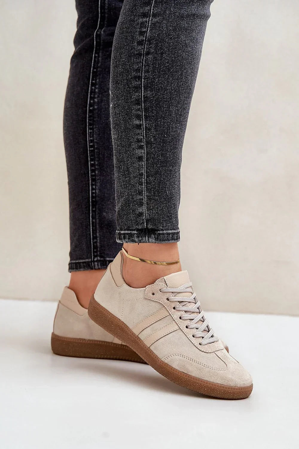 Women Classic Low-Top Sneakers Casual Everyday Travel Shoes-women sneakers-LeStyleParfait