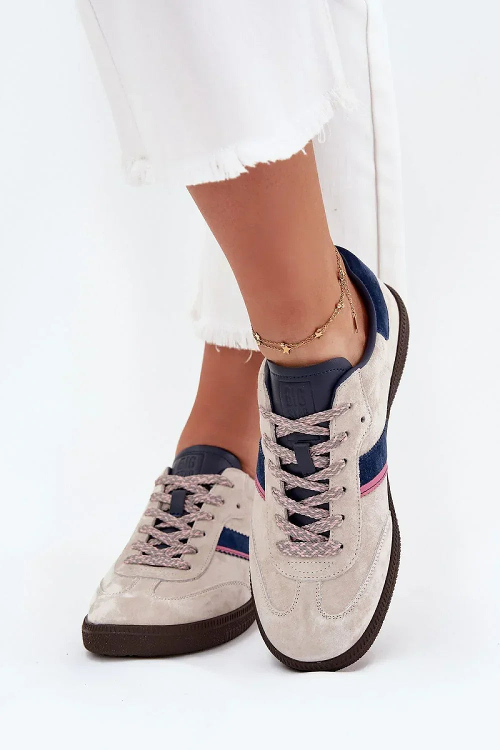 Women Durable Low-Top Sneakers Breathable Athletic Shoes-women sneakers-LeStyleParfait