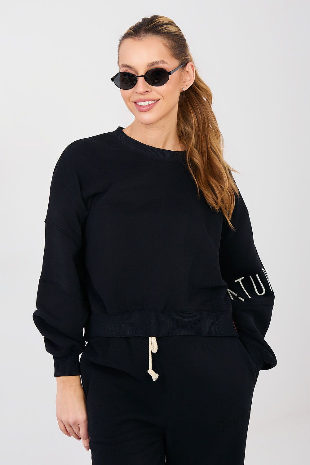 Women Loose Plain-Solid Crop Sweatshirt Modern Style-Women Sweatshirt-LeStyleParfait