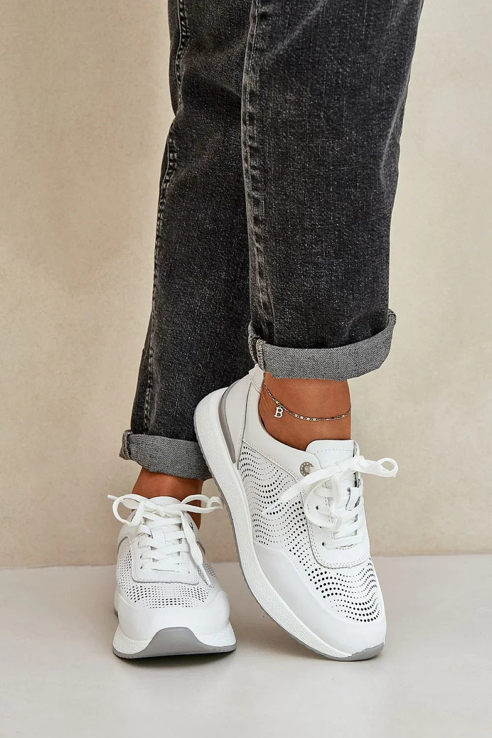Women Perforated Platform Sneakers Breathable Travel Casual Shoes-women sneakers-LeStyleParfait