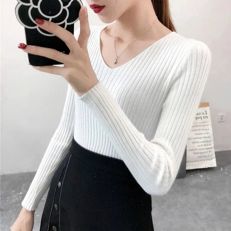 Women’s Slim Fit V-Neck Pullover Sweater – Ribbed