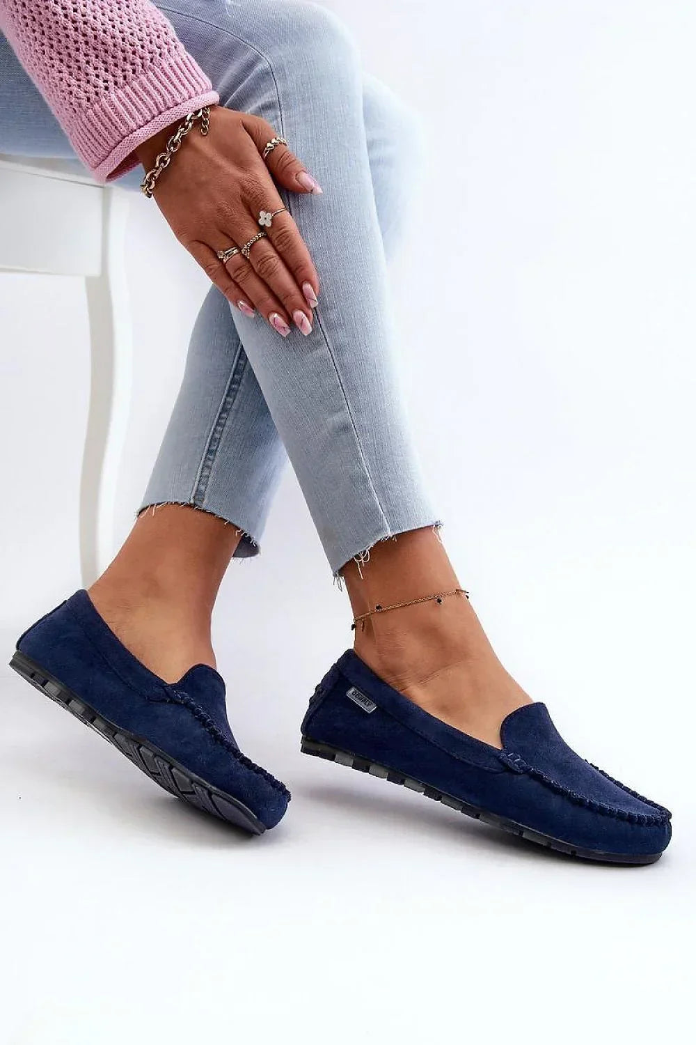 Women’s faux leather driving moccasin loafers, cushioned slip on women’s driving shoes for spring and autumn