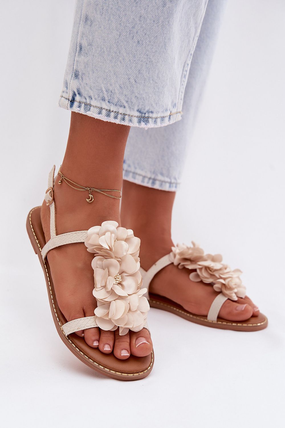 Women’s Floral Buckle Flat Sandals-Women's Sandals-LeStyleParfait