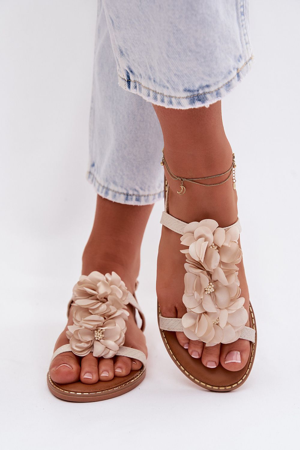 Women’s Floral Buckle Flat Sandals-Women's Sandals-LeStyleParfait