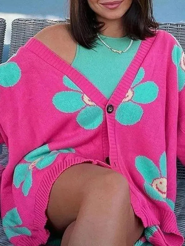 Women’s Heart Jacquard V-Neck Cardigan Sweater – Relaxed Fit