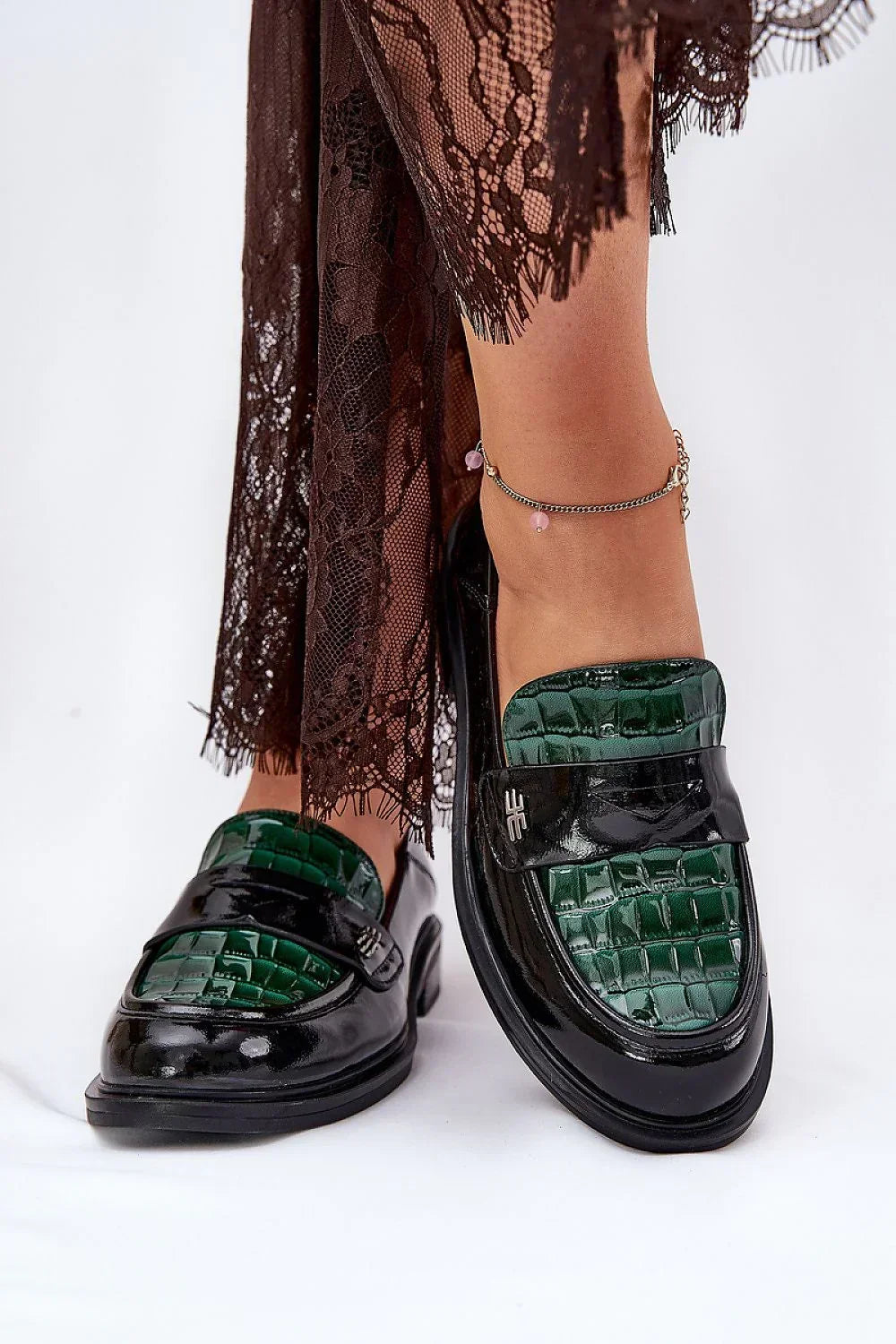 Women’s patent leather moccasin loafers, embossed flat women’s office loafers for spring and autumn