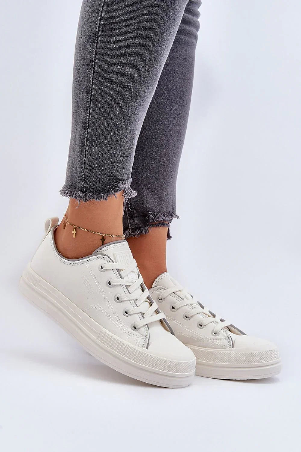 Women's Sneakers - Low-Top Platform Sneakers Shoes - Lace-Up Spring-Summer Shoes