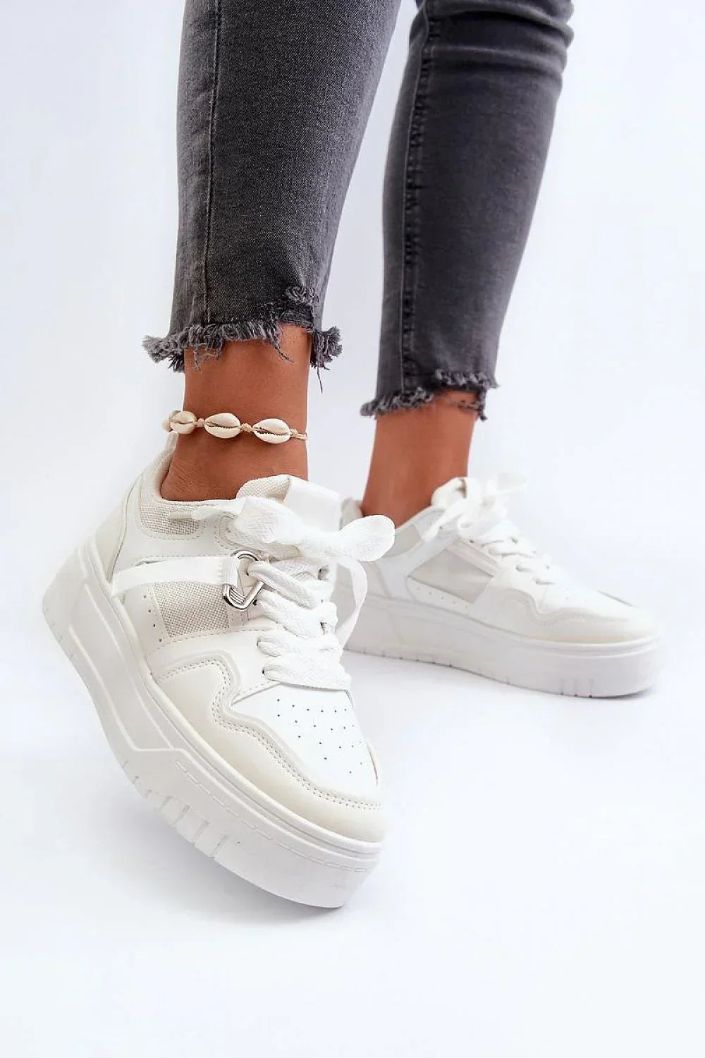 Women's Sneakers - Low-Top Slip-on Platform Sneakers - Lace-Up Spring-Autumn Shoes