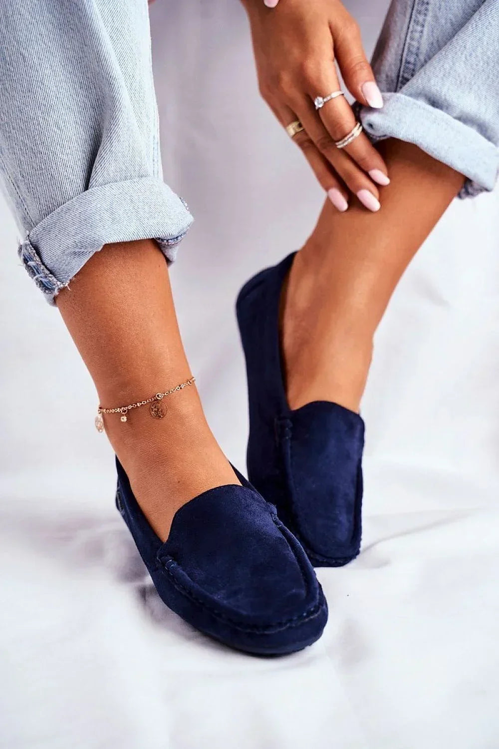 Women’s suede driving moccasin loafers, lightweight flat women’s driving loafers for casual spring outfits