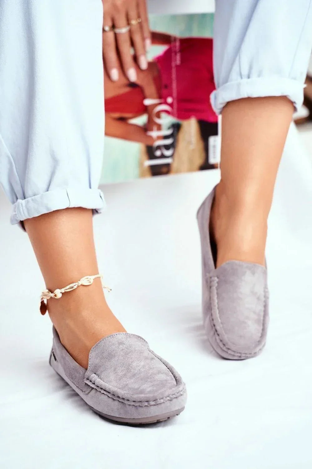 Women’s suede driving moccasin loafers, lightweight flat women’s driving loafers for casual spring outfits