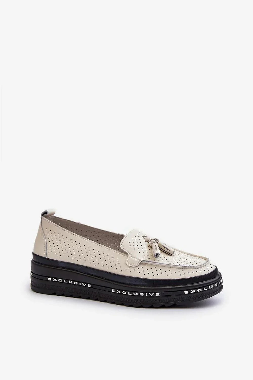 Women’s tassel perforated leather platform moccasins, chunky breathable women’s platform moccasins for spring and autumn